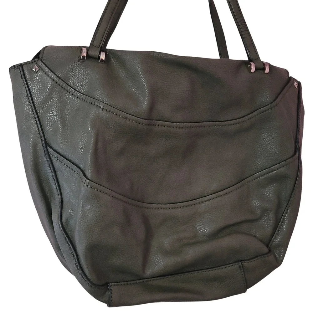 GUESS 1981 Olive Green Pebbled Faux Leather‎ Hobo Bag with Suede 80s Trim Tassel